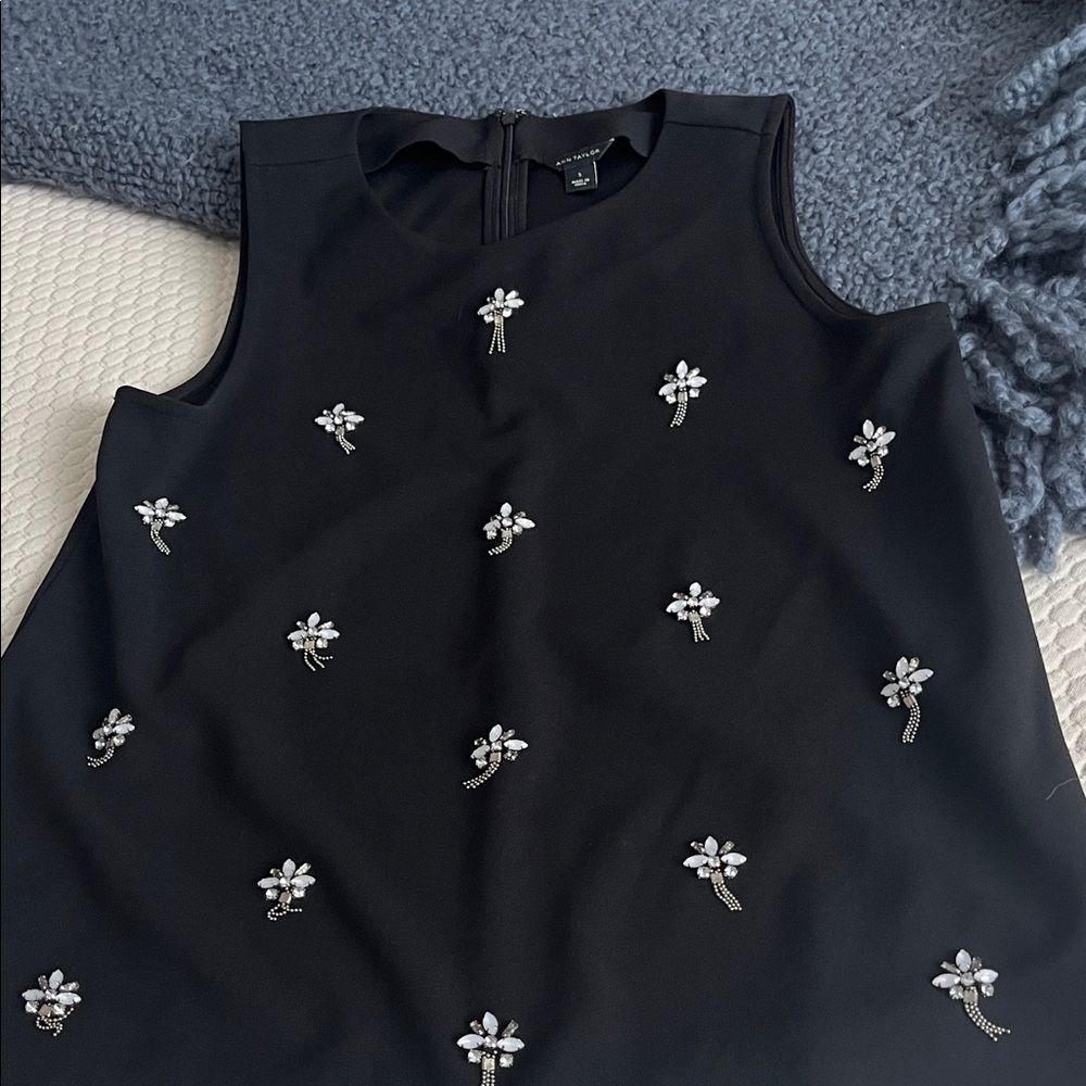 Ann Taylor Black Sleeveless Top
